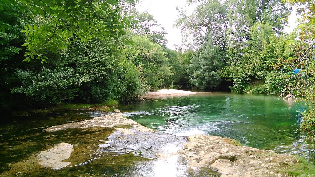 Terre D'Histoire - Baignade - Canoe - Piste Cyclable A 100 M كاستلناود لا شابيل المظهر الخارجي الصورة